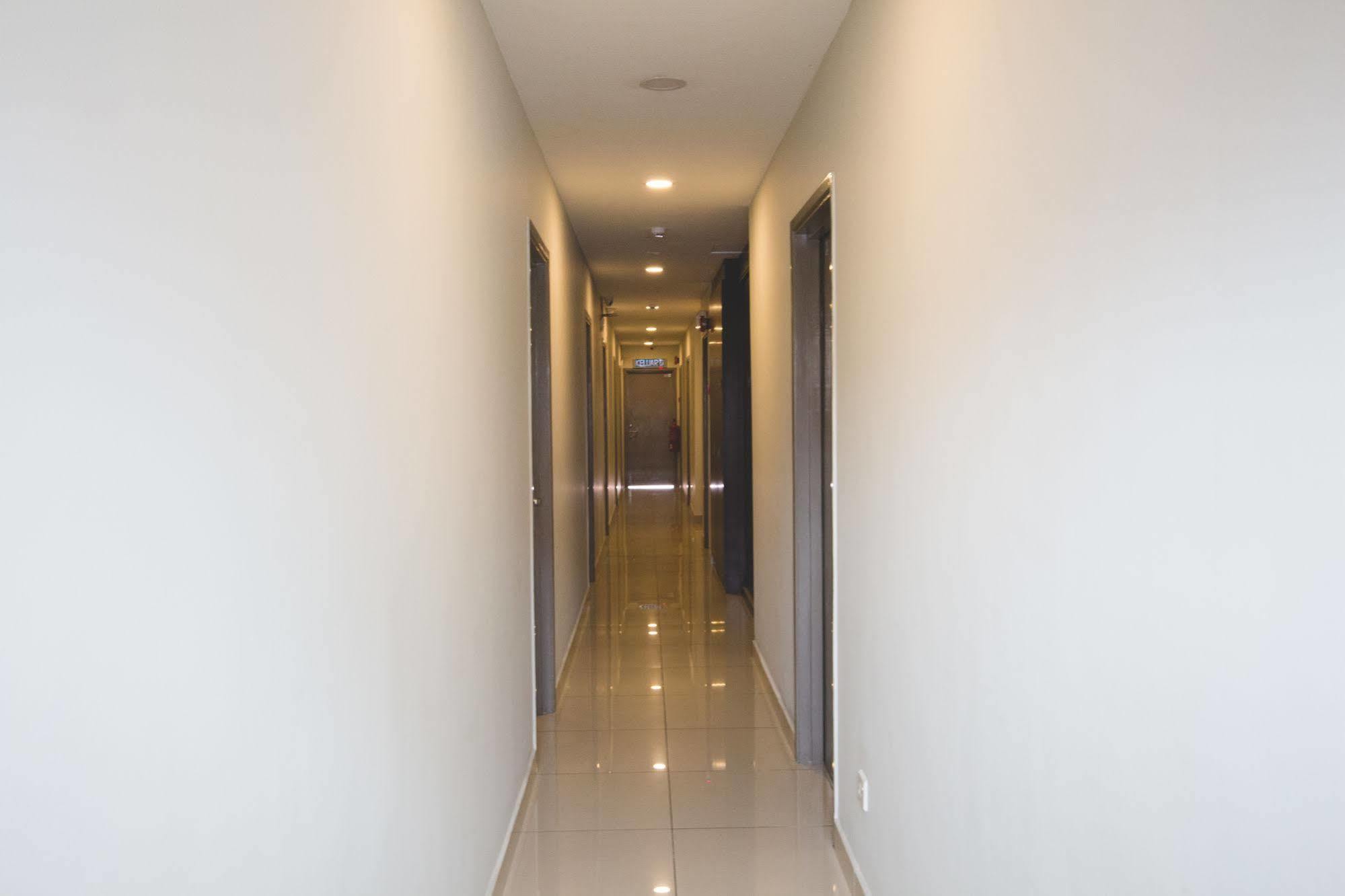 Gm Hotel Sunway Metro Subang Jaya Exterior photo